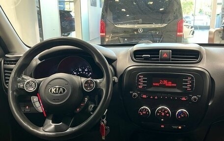 KIA Soul II рестайлинг, 2015 год, 1 549 900 рублей, 8 фотография