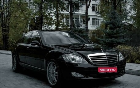 Mercedes-Benz S-Класс, 2005 год, 3 300 000 рублей, 7 фотография