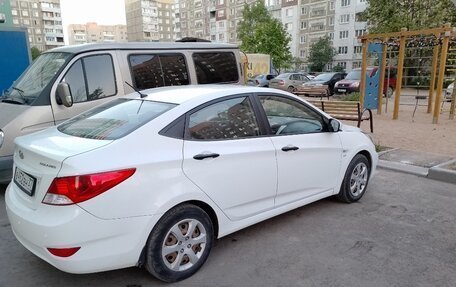 Hyundai Solaris II рестайлинг, 2014 год, 950 000 рублей, 7 фотография