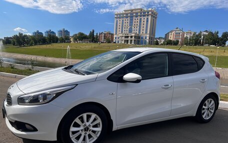 KIA cee'd III, 2015 год, 1 285 000 рублей, 24 фотография