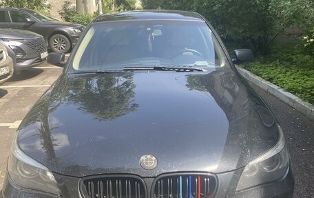 BMW 5 серия, 2003 год, 990 000 рублей, 1 фотография