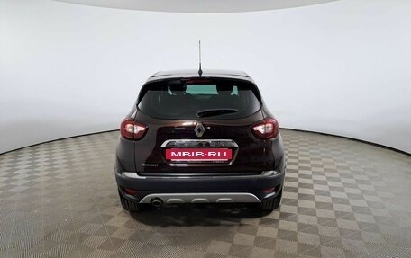 Renault Kaptur I рестайлинг, 2016 год, 1 722 000 рублей, 6 фотография