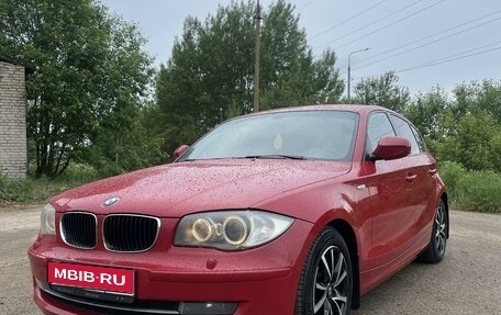 BMW 1 серия, 2010 год, 950 000 рублей, 1 фотография