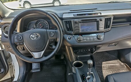 Toyota RAV4, 2014 год, 2 650 000 рублей, 8 фотография