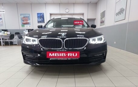 BMW 5 серия, 2020 год, 3 940 000 рублей, 2 фотография