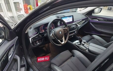 BMW 5 серия, 2020 год, 3 940 000 рублей, 12 фотография