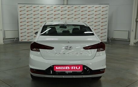 Hyundai Elantra VI рестайлинг, 2020 год, 2 040 000 рублей, 4 фотография