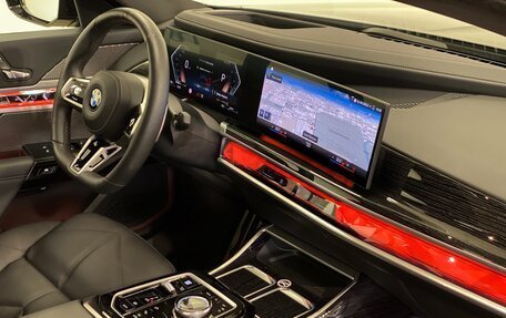 BMW 7 серия, 2023 год, 13 490 000 рублей, 9 фотография