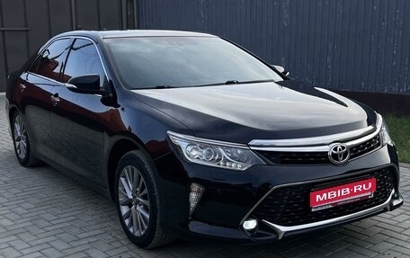 Toyota Camry, 2015 год, 2 400 000 рублей, 1 фотография