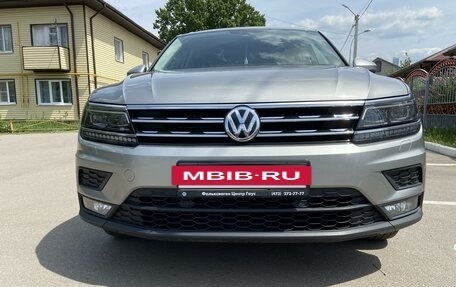 Volkswagen Tiguan II, 2017 год, 3 200 000 рублей, 2 фотография