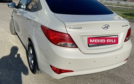 Hyundai Solaris II рестайлинг, 2014 год, 1 120 000 рублей, 5 фотография