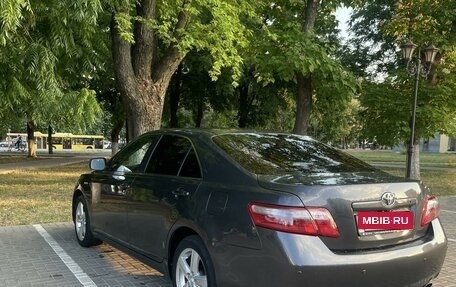 Toyota Camry, 2006 год, 960 000 рублей, 4 фотография