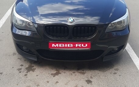 BMW 5 серия, 2004 год, 1 500 000 рублей, 3 фотография