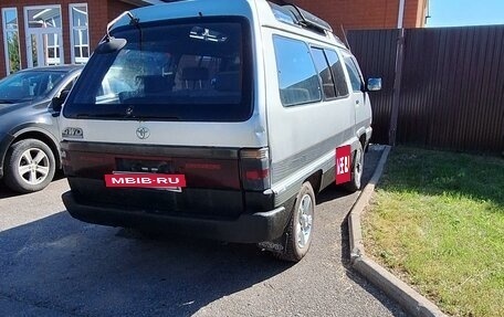 Toyota Town Ace III, 1990 год, 250 000 рублей, 2 фотография