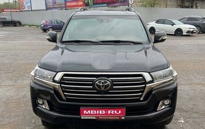 Toyota Land Cruiser 200, 2017 год, 7 300 000 рублей, 1 фотография