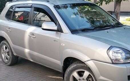 Hyundai Tucson III, 2006 год, 730 000 рублей, 2 фотография