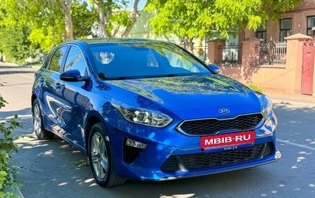 KIA cee'd III, 2019 год, 1 990 000 рублей, 3 фотография