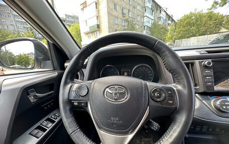 Toyota RAV4, 2018 год, 3 630 000 рублей, 12 фотография