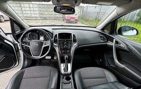Opel Astra J, 2011 год, 870 000 рублей, 6 фотография