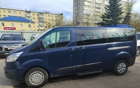 Ford Tourneo Custom I рестайлинг, 2014 год, 1 950 000 рублей, 2 фотография