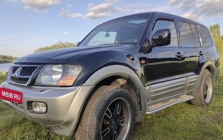 Mitsubishi Pajero III рестайлинг, 2001 год, 950 000 рублей, 2 фотография