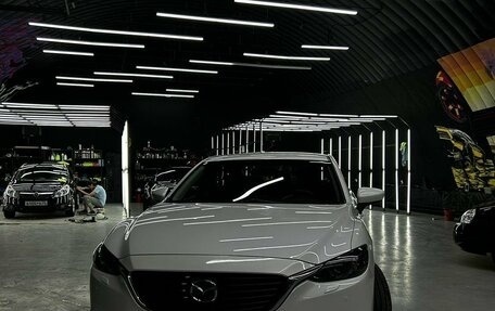 Mazda 6, 2015 год, 1 900 000 рублей, 2 фотография