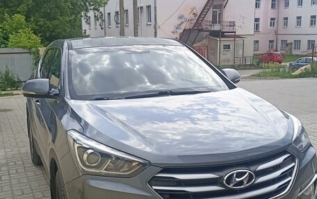 Hyundai Santa Fe III рестайлинг, 2018 год, 3 000 000 рублей, 1 фотография