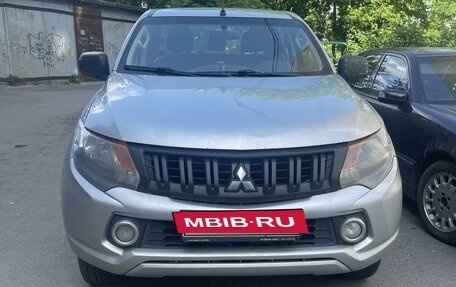 Mitsubishi L200 IV рестайлинг, 2018 год, 1 750 000 рублей, 2 фотография