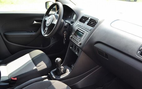 Volkswagen Polo VI (EU Market), 2014 год, 1 050 000 рублей, 25 фотография