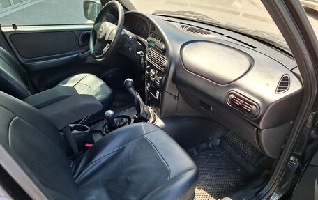 Chevrolet Niva I рестайлинг, 2015 год, 780 000 рублей, 14 фотография