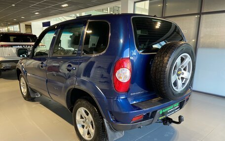 Chevrolet Niva I рестайлинг, 2017 год, 715 000 рублей, 5 фотография