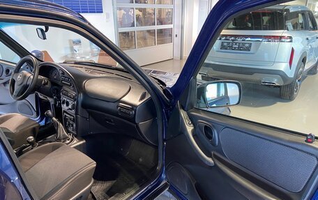 Chevrolet Niva I рестайлинг, 2017 год, 715 000 рублей, 8 фотография