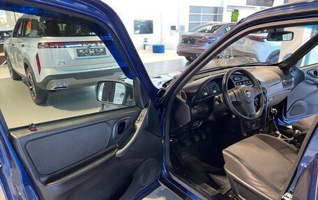 Chevrolet Niva I рестайлинг, 2017 год, 715 000 рублей, 14 фотография
