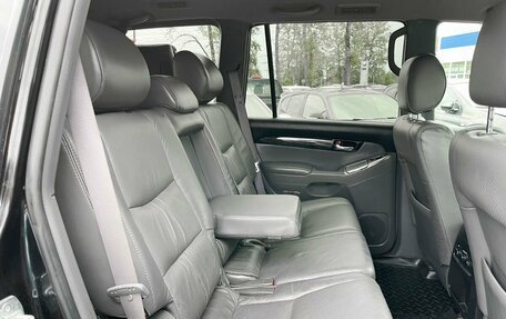 Toyota Land Cruiser Prado 120 рестайлинг, 2007 год, 2 250 000 рублей, 19 фотография