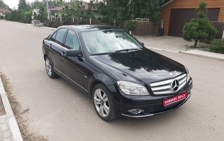 Mercedes-Benz C-Класс, 2009 год, 1 100 000 рублей, 1 фотография