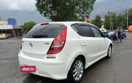 Hyundai i30 I, 2011 год, 890 000 рублей, 4 фотография