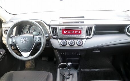 Toyota RAV4, 2013 год, 1 939 000 рублей, 15 фотография