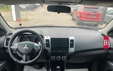 Mitsubishi Outlander III рестайлинг 3, 2007 год, 880 000 рублей, 9 фотография