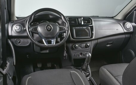 Renault Logan II, 2018 год, 1 199 000 рублей, 6 фотография