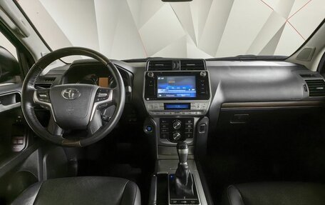 Toyota Land Cruiser Prado 150 рестайлинг 2, 2017 год, 5 397 000 рублей, 10 фотография