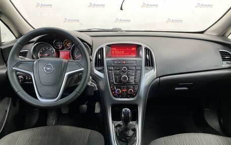 Opel Astra J, 2013 год, 815 000 рублей, 9 фотография