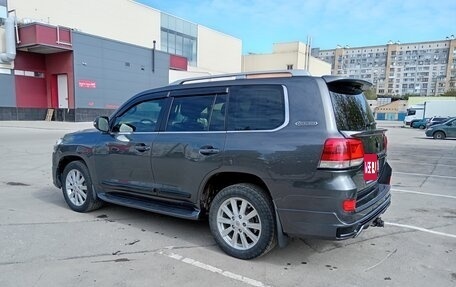 Toyota Land Cruiser 200, 2011 год, 3 300 000 рублей, 7 фотография