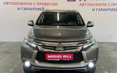 Mitsubishi Pajero Sport III рестайлинг, 2018 год, 3 099 000 рублей, 2 фотография