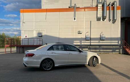 Mercedes-Benz E-Класс AMG, 2014 год, 4 250 000 рублей, 5 фотография