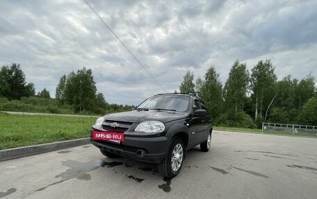 Chevrolet Niva I рестайлинг, 2012 год, 510 000 рублей, 2 фотография