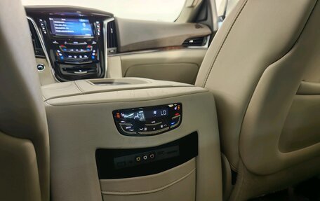 Cadillac Escalade IV, 2016 год, 4 765 000 рублей, 27 фотография
