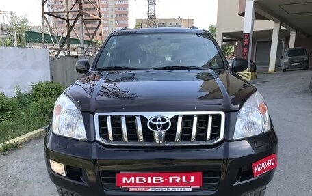 Toyota Land Cruiser Prado 120 рестайлинг, 2006 год, 2 810 000 рублей, 8 фотография