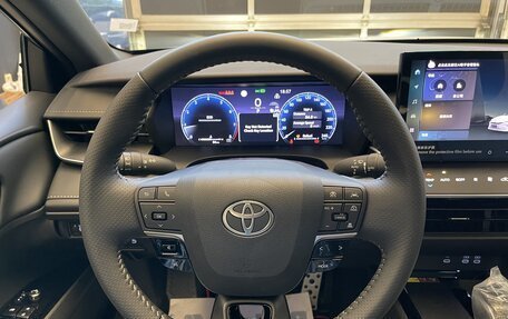 Toyota Camry, 2024 год, 4 900 000 рублей, 18 фотография