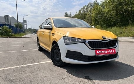 Skoda Rapid II, 2020 год, 900 000 рублей, 3 фотография