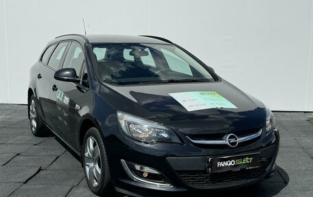 Opel Astra J, 2013 год, 1 020 000 рублей, 3 фотография